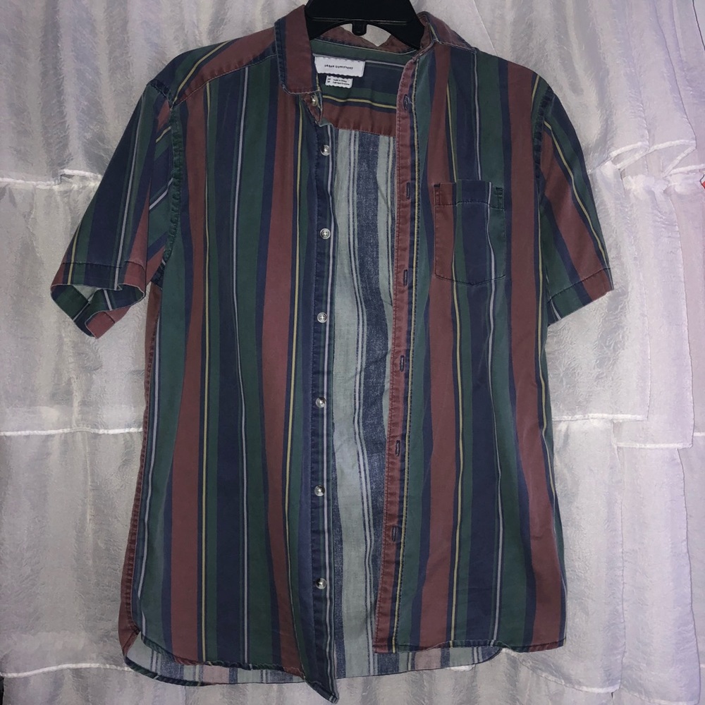 UO men’s button down!☄️